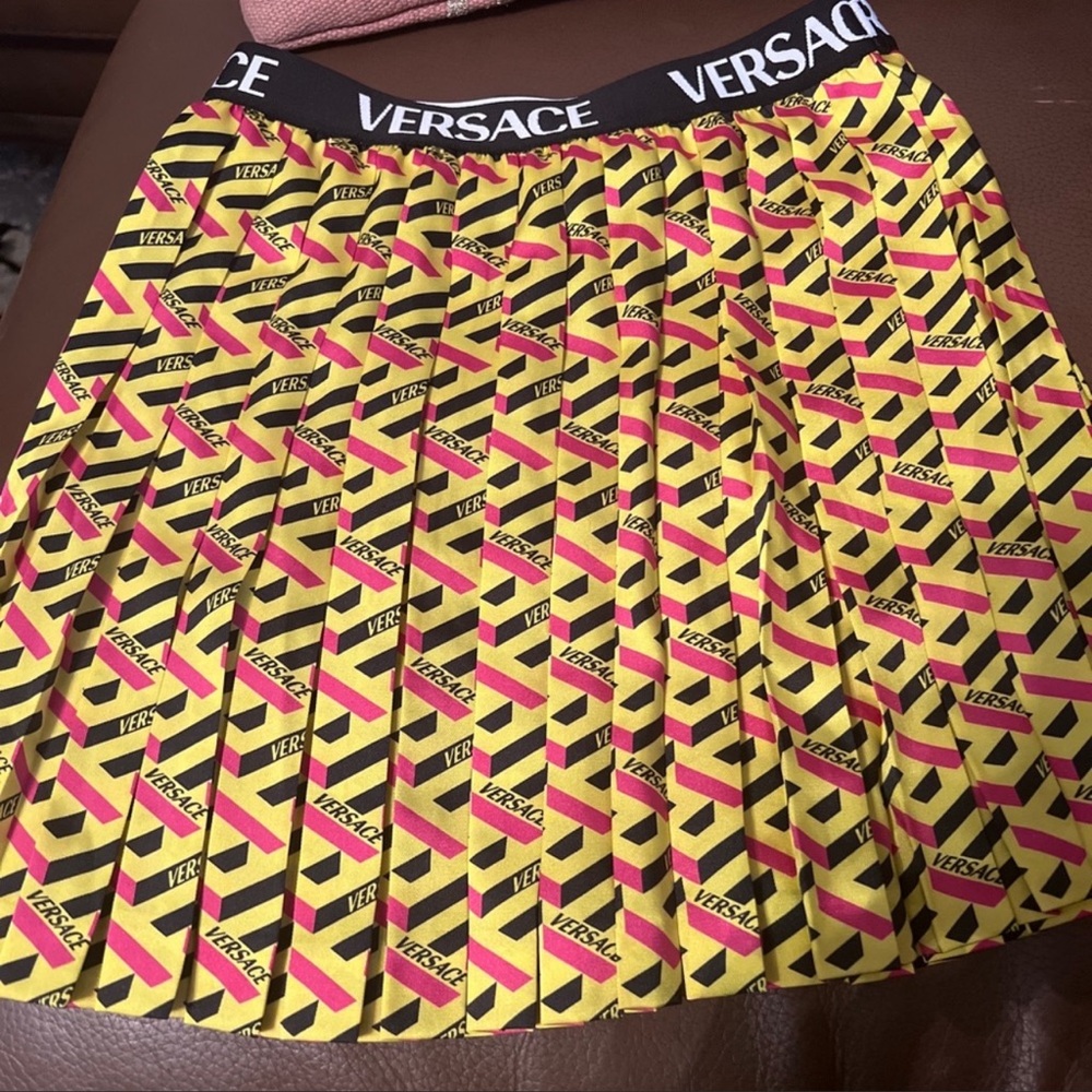Authentic versace girls skirt.